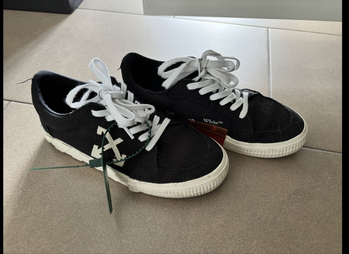 Off-White Scarpe da uomo: Scarpe off white – Usato da Ponte Capriasca venduto da Kebabboh