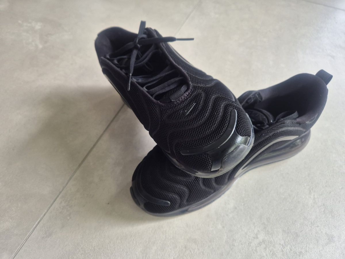 Scarpe da uomo: Nike Air Max 720 – Usato da Däniken SO venduto da SC.pay 2