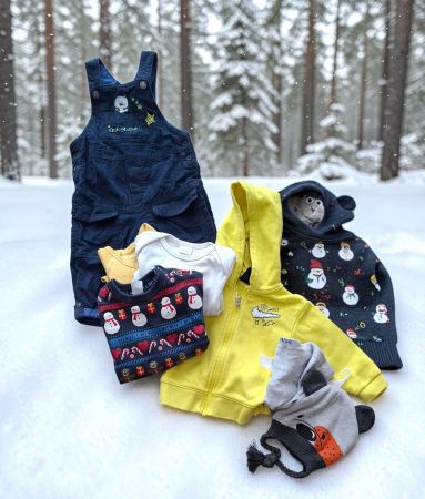 1066 – 7 pièces bébé garçon (H&M, Nike…) 62-80 (2-12 mois)