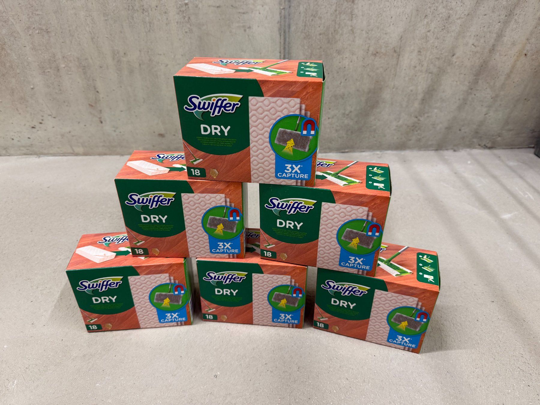 Prodotti di pulizia: Swiffer Dry Nachfüllpackung – Usato da Oftringen venduto da Sport1970