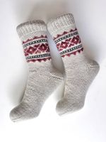 Handgestrickte Socken mit Einstrickmuster Grösse 38-40