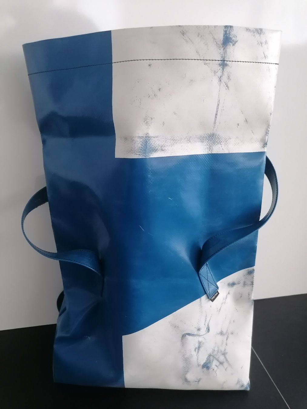 Freitag Zaini: Freitag Rucksack Kowlaski – Usato da Engelburg venduto da dan_lm68 1