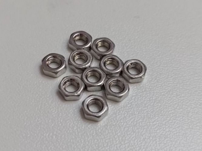 Tutti gli attrezzi: M3 Mutter A2-70 (10er Pack) – Nuovo (secondo la descrizione) da Liestal venduto da Kratzilla