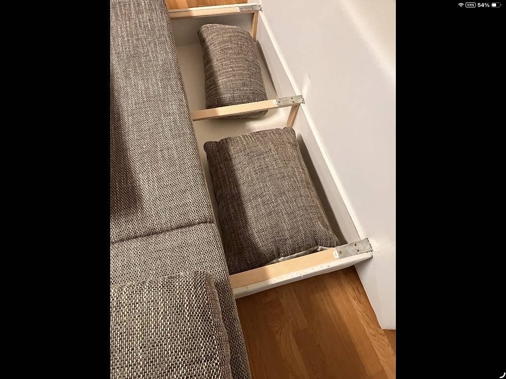 Divani: Sofa und Hocker mit Bettfunktion und Stauraum – Usato da Mettlen venduto da DesmoVale 3