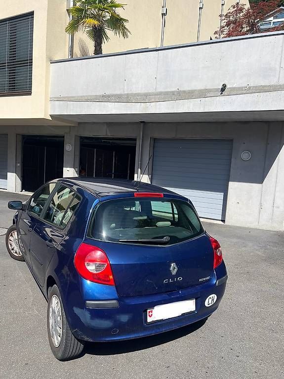 Autos: Renault Clio 1.4 16V  – Gebraucht aus Gersau von Pgk17 2