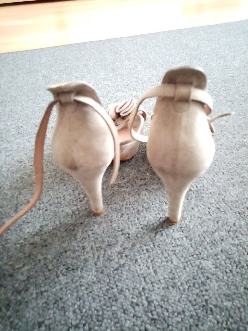 Scarpe da donna: Schuhe, Leder Sandalen Gr 40 – Usato da Schöfflisdorf venduto da nun_zr8r 2