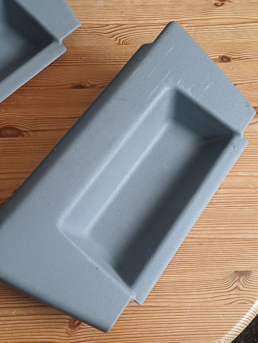 VW Alle Autoersatzteile: VW Multivan T5 2003-2009 Sitz Verkleidung  – Gebraucht aus Domat-Ems von Waterbikes 4