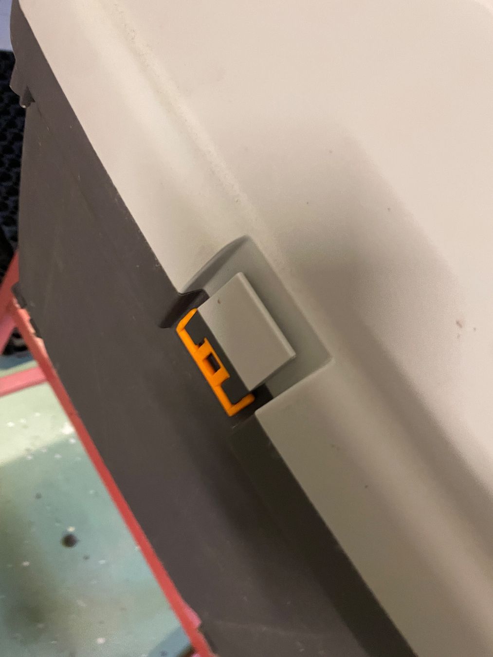 Gabbie, trasporto & Sicurezza: AniOne Kofferraumbox M – Usato da Obergerlafingen venduto da bas_b7v6 3