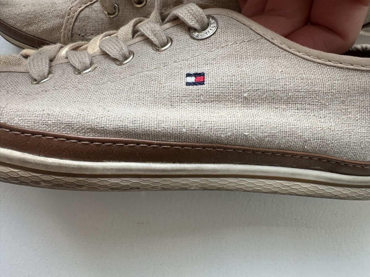 Tommy Hilfiger Damenschuhe: Beige brown trainers Tommy Hilfiger size 39 – Gebraucht aus Uster von Monika_OB 4