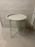 Kleiner Beistelltisch in Greige/Taupe, zusammenklappbar