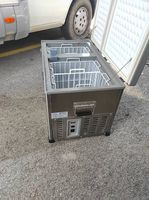 glacière-congélateur a compresseur 12 v / 24 et 230v