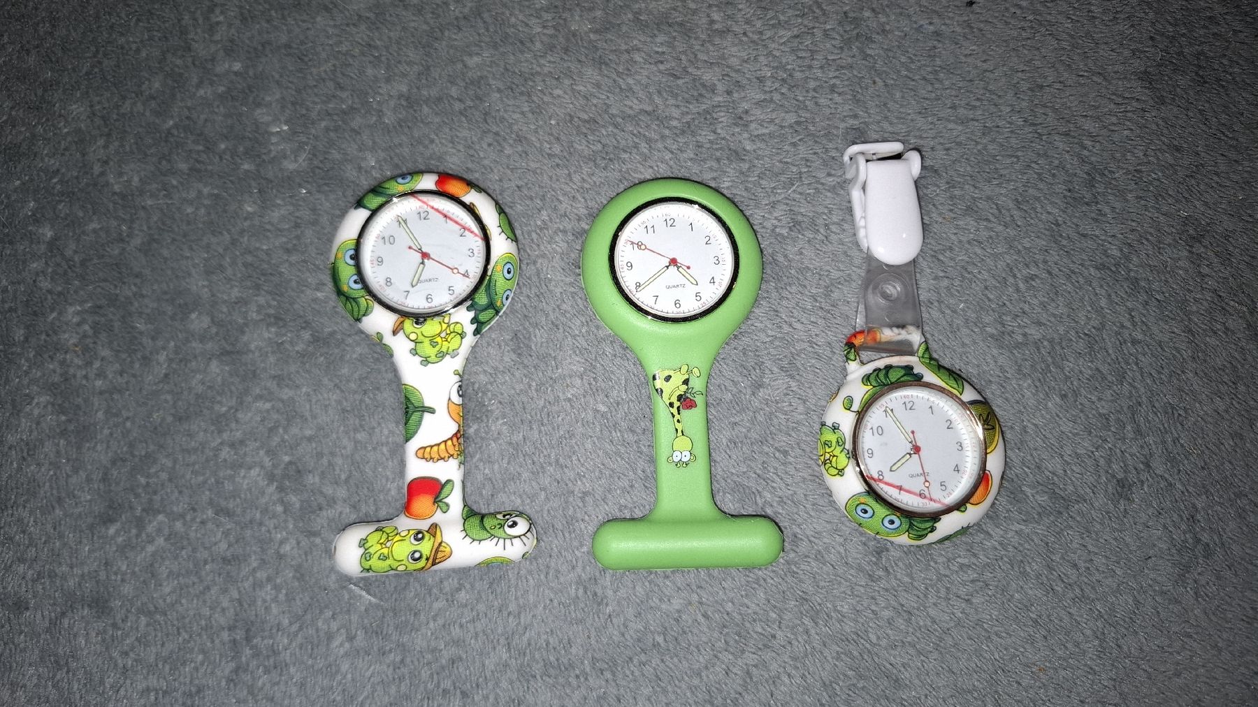 Montres: 3 Stück Schwesteruhr – Neuf (Voir description) à Nesselnbach par Cyberbob2
