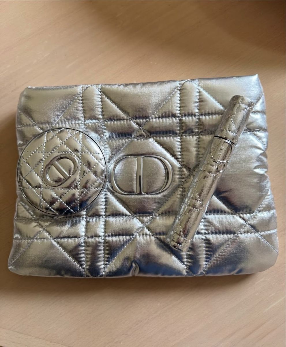 Taschen für Damen: Dior Clutch Tasche silber (Edition  – Neu und originalverpackt aus Chur von Madeys 4