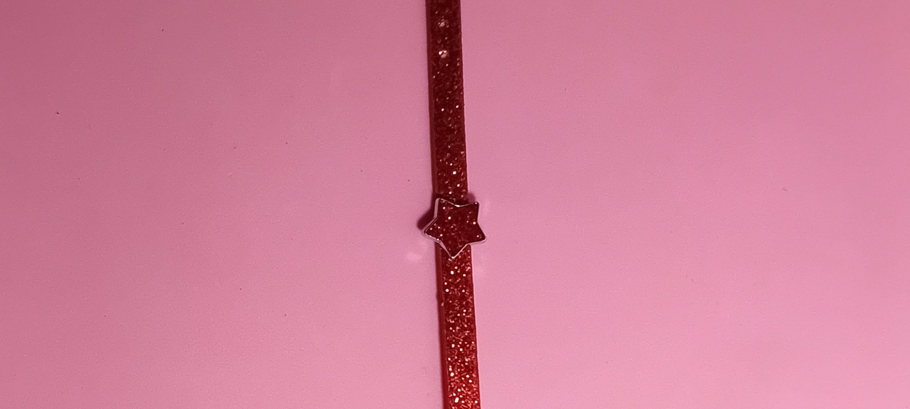 Bracciali & Braccialetti: armband modeschmuck,,mit glitzer ,,rot – Nuovo (secondo la descrizione) da Basel venduto da bij_5hqd 1