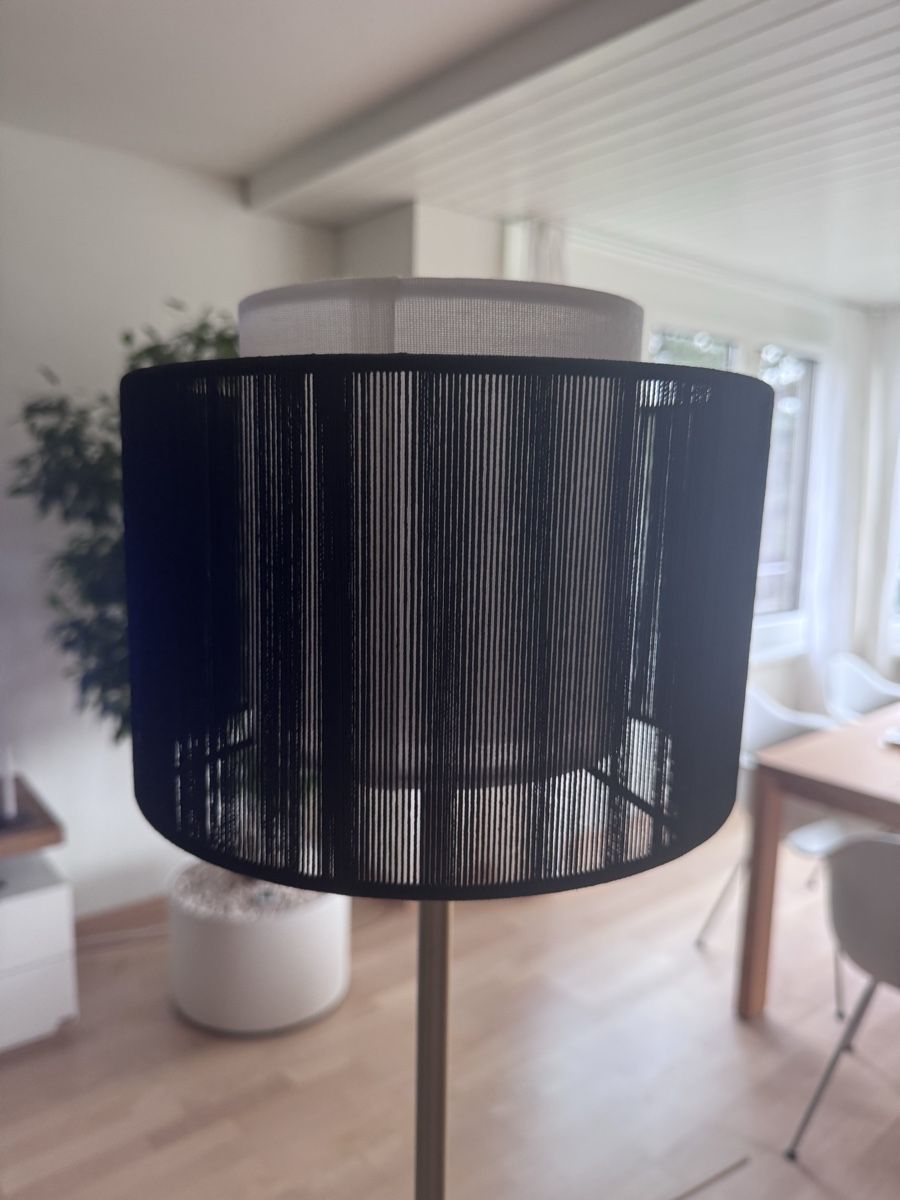 Micasa Lampade: Stehleuchte golden mit Schirm – Usato da St. Gallen venduto da syna_99 1