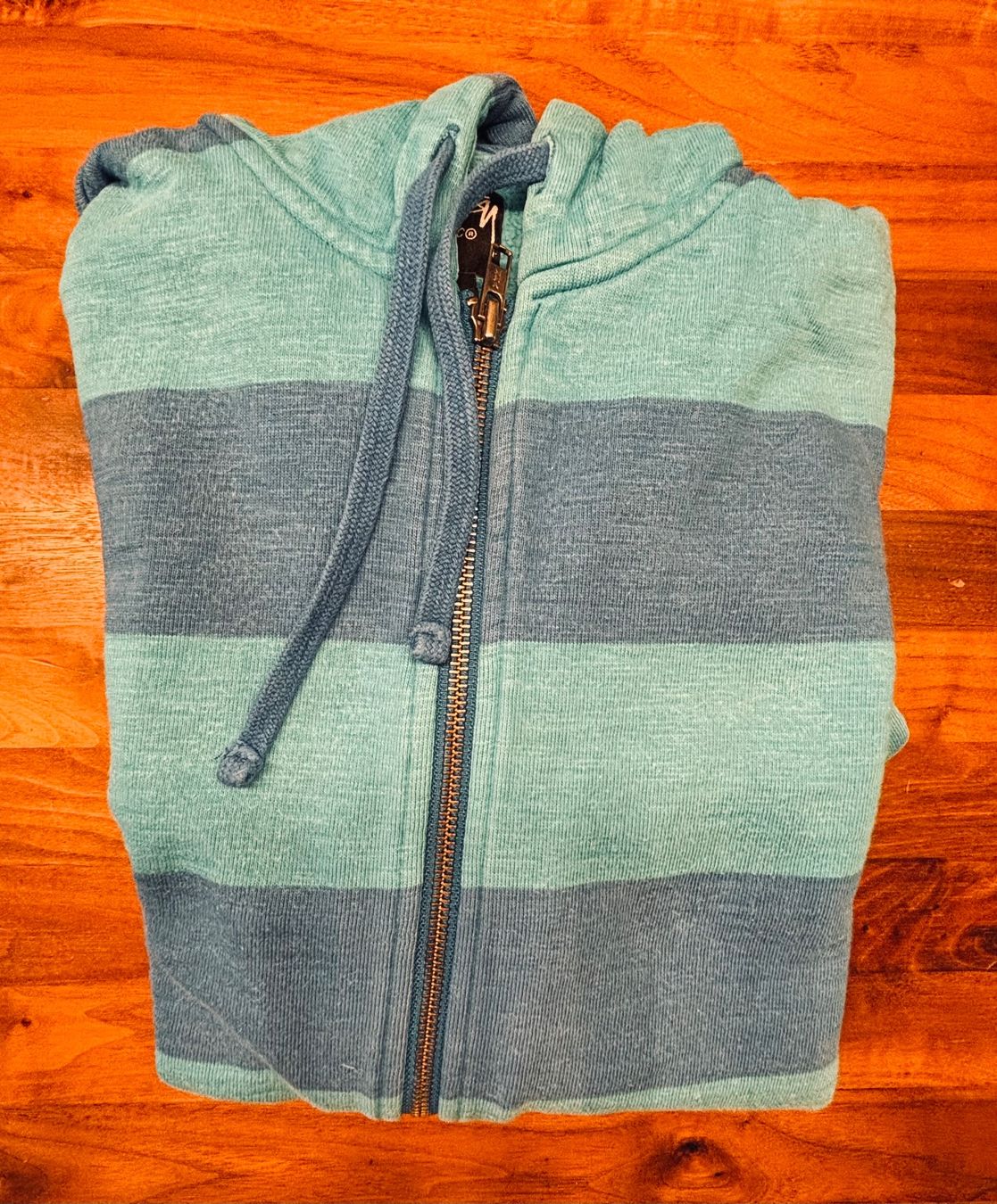 Pulls & Sweat-shirts: Pullover Grösse M: Set aus 7 – D'occasion à Muttenz par Anonym591 3