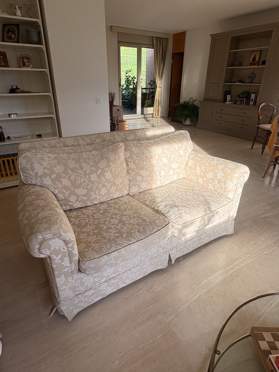 Sofas: Divano due posti KA International – Gebraucht aus Montagnola von fboggio
