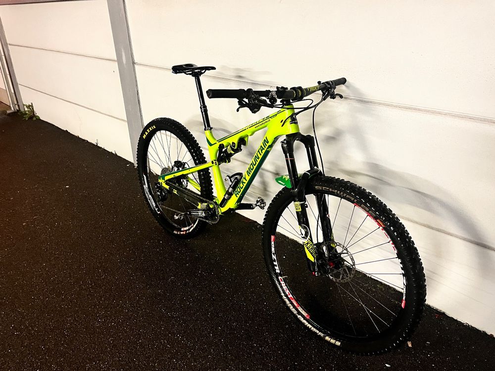 rocky mountain instinct 990 msl