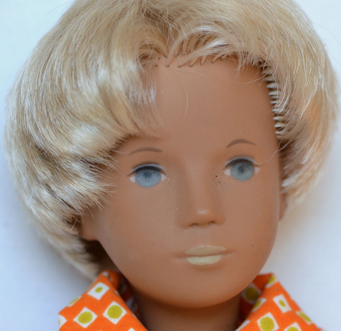 Bambole: Poupée "vintage" en plastique – Usato da Neuchâtel venduto da Neuchatel 2