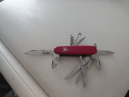 Victorinox Hunter Offiziersmesser rot Top Zustand