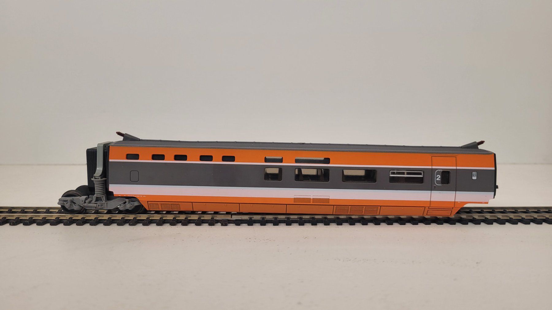 Lima Modelleisenbahnen: LIma Sncf 201097 TGV Barwagen – Gebraucht aus Büsserach von ModellbahnDepot 3