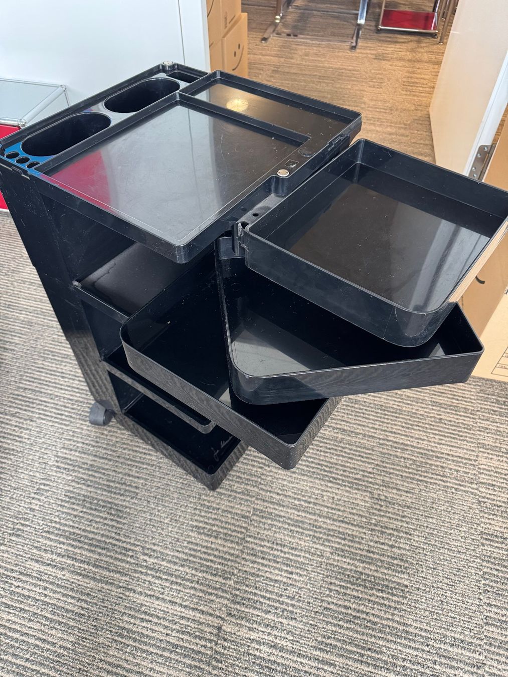 Eléments de bureau: Caisson roulant Joe Colombo édition originale Bieffeplast – D'occasion à Les Acacias par jcs_x27f 1