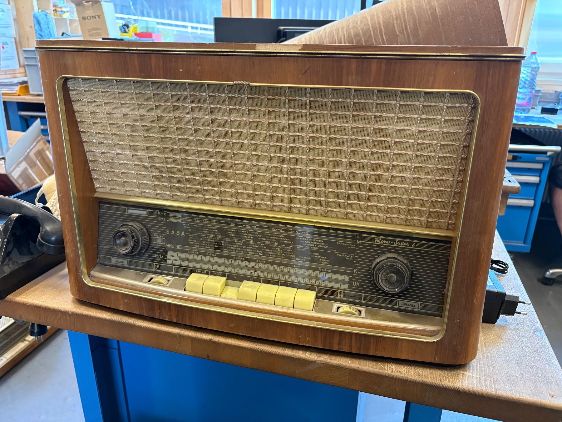 Radios: Radio Saba Phono Super 8 – Gebraucht aus Chur von Feschtland