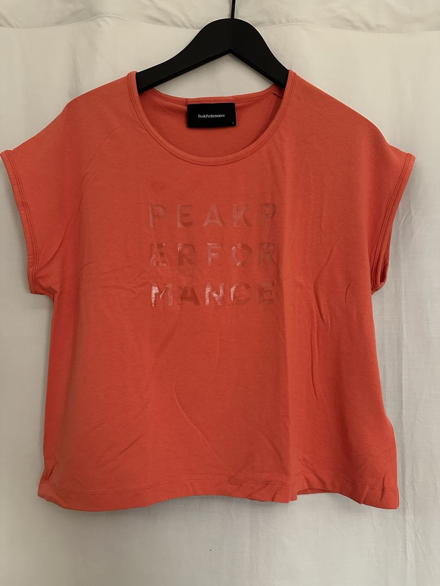 Peak Performance T-shirt: T-Shirt Damen (S) - Peak Performance – Usato da Lüchingen venduto da sg_fm7x
