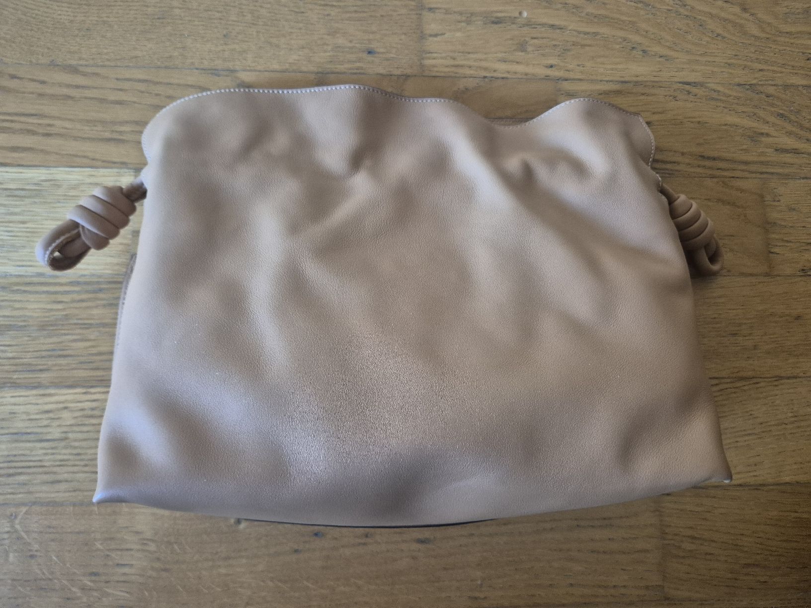 Loewe Borse: Loewe Flamenco Clutch Medium – Nuovo (secondo la descrizione) da Biel/Bienne venduto da mvfa88 2