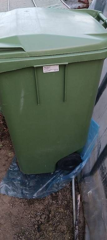 Autres: Grüncontainer – D'occasion à Kölliken par LoadeT