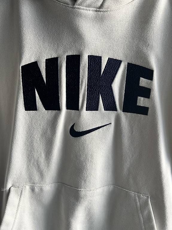 Pullover & Sweatshirts: Nike Hoodie  – Gebraucht aus Detligen von cel_h8kg 2