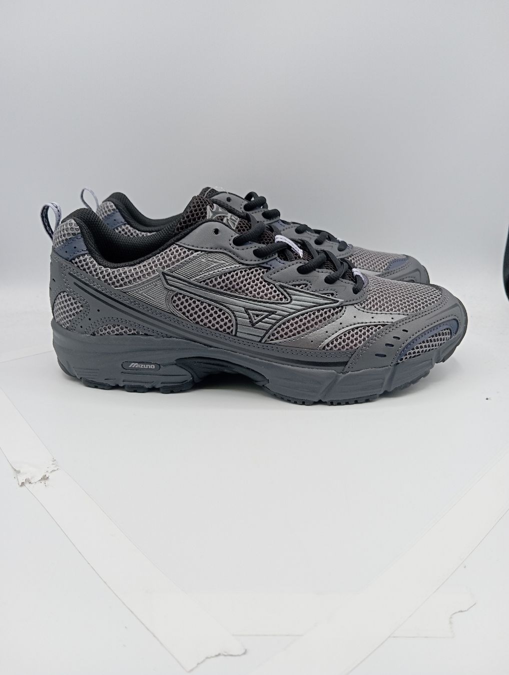 Mizuno Scarpe da uomo: Mizuno MXR (EU40.5) – Nuovo e nell'imballaggio originale da Schaffhausen venduto da outlez