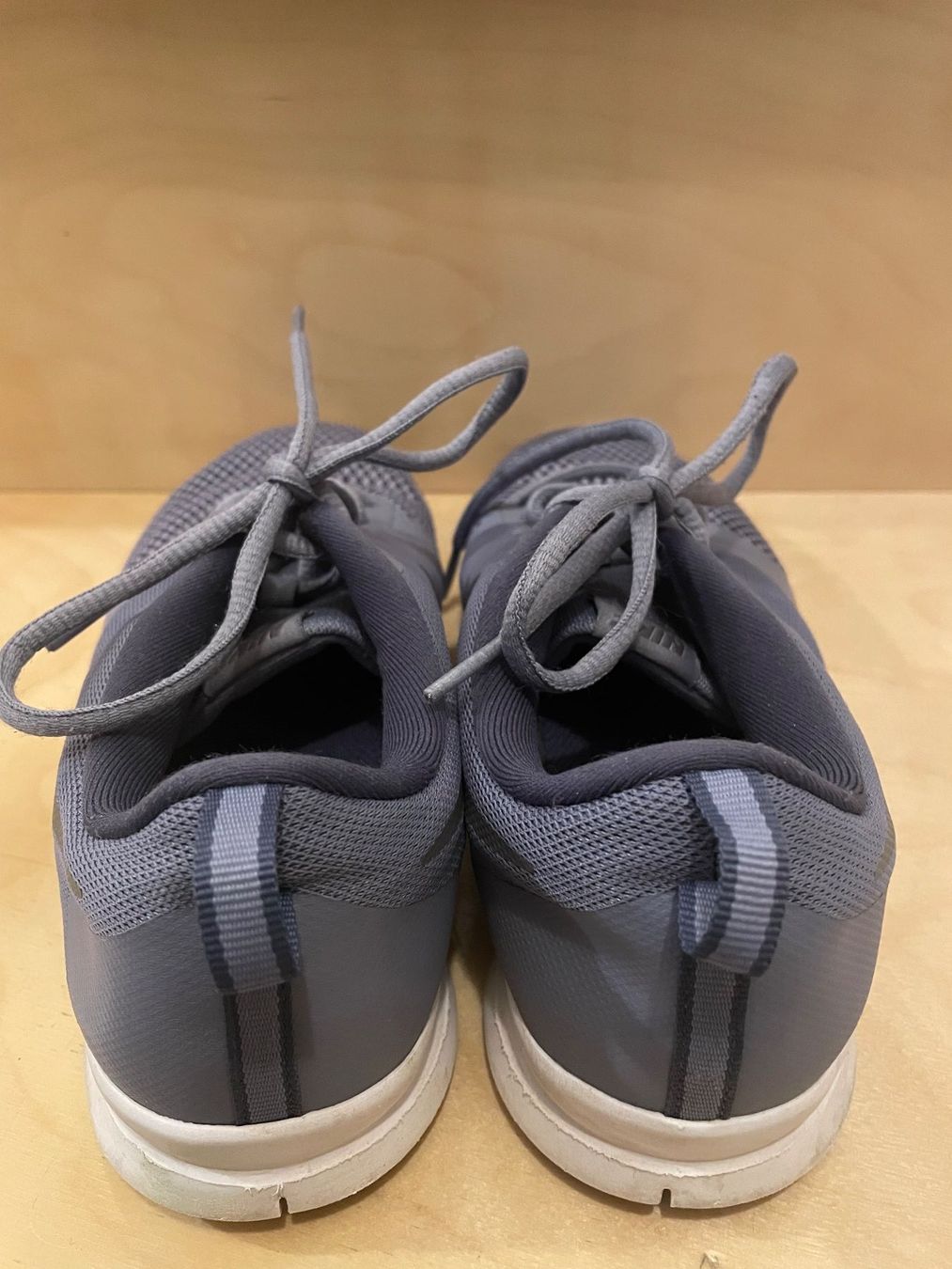 Nike Scarpe da donna: Nike Sneaker Gr.38.5 – Usato da Uster venduto da jelk 3