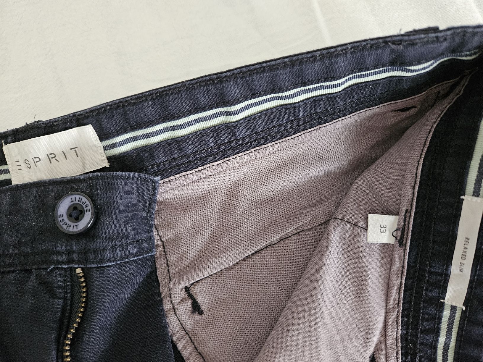 Esprit Hosen: Herren Shorts Grösse 33 (Esprit) – Gebraucht aus Horgen von Modena0 1