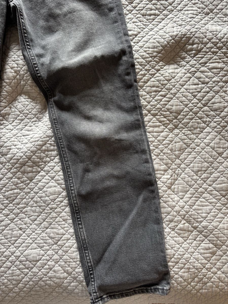 H&M Jeans: Jean slim coupe droite gris – Neu (gemäss Beschreibung) aus Lausanne von shabnam.t 1