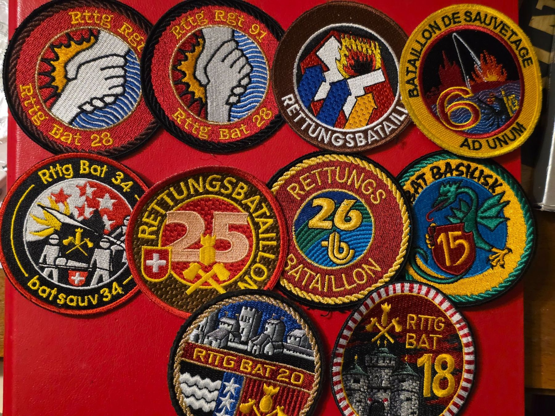 Schweizer Armee Placchette & Badge: 10x Badge Rettung Divers Abzeichen – Usato da Nyon venduto da freetoys08