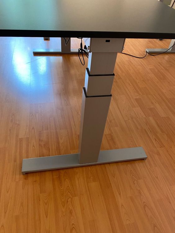 Elektrisch Hohenverstellbarer Schreibtisch Gebraucht