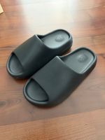 Yeezy Slide Onyx