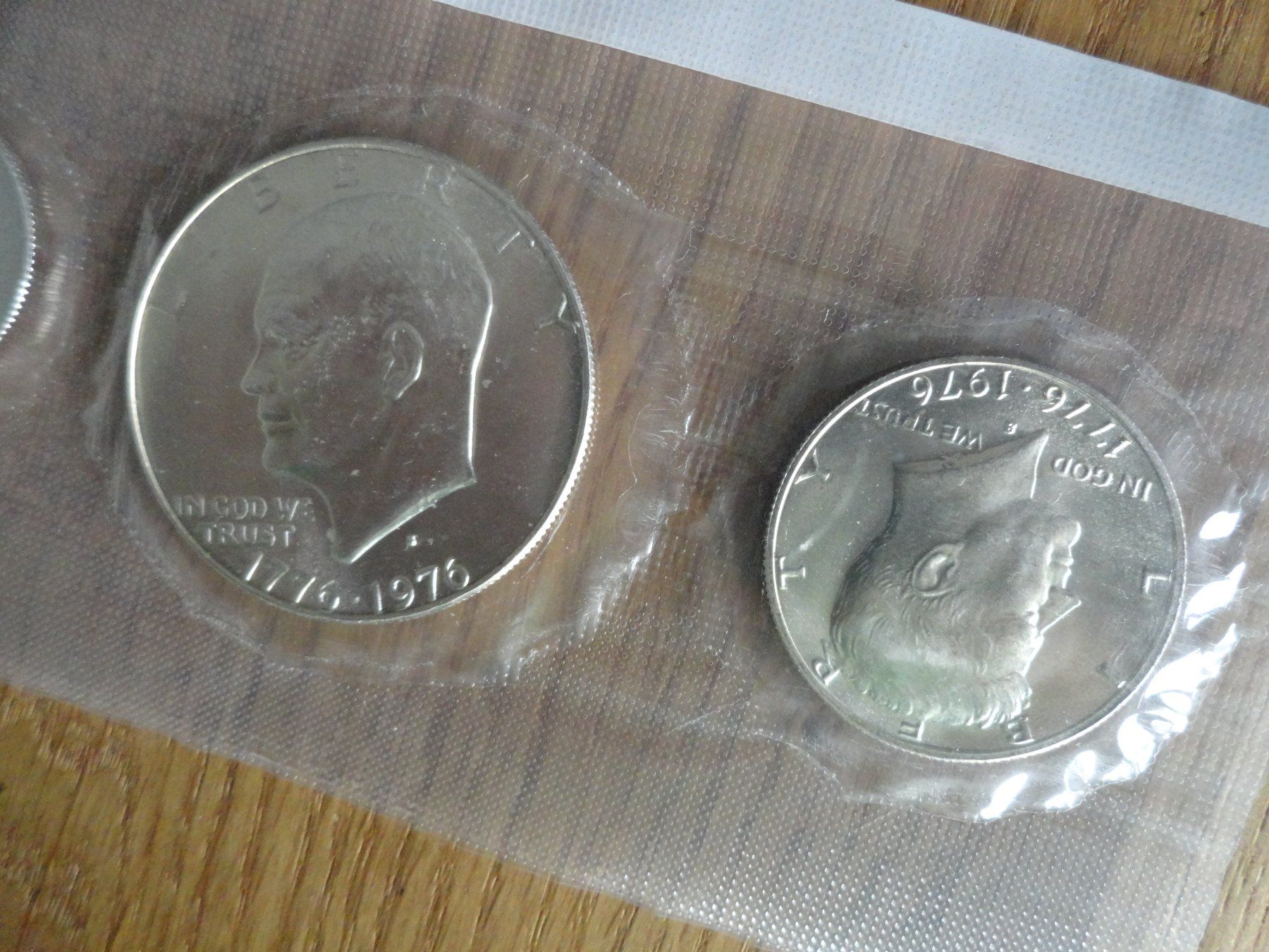 Tutti le monete: US Mint Bicentennial Silver Uncirculated Set 1776-1976 – Nuovo e nell'imballaggio originale da Gerlafingen venduto da Shiva_74 2