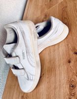 Baskets Puma blanches à scratch, taille 34 parfaites!