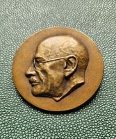 Antike Bronzemedaille von Wilhelm His