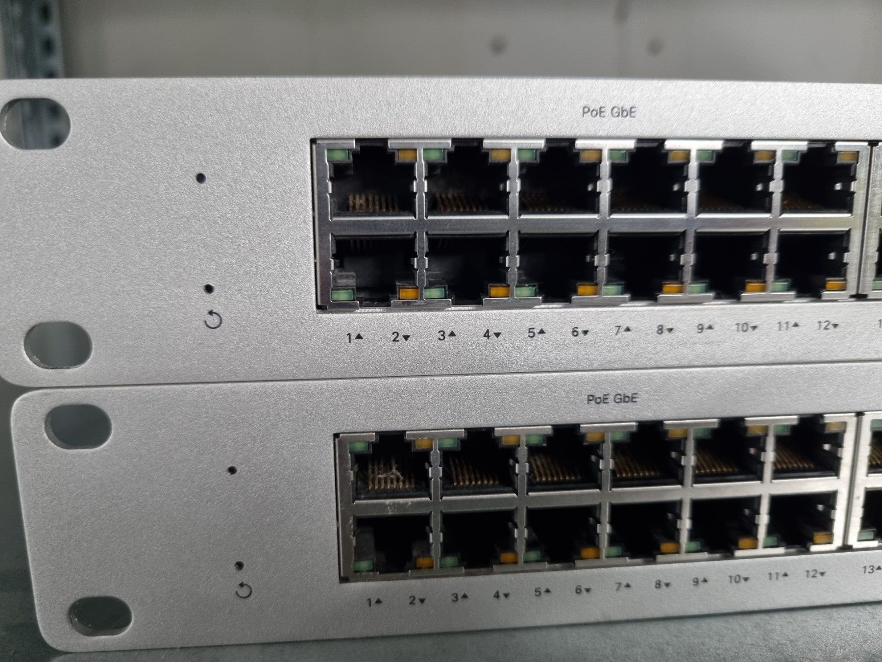Cisco Hub & Switch: Switch Cisco Meraki MS125-48LP-HW, 48 PoE – Usato da Dättwil AG venduto da Kufo 2