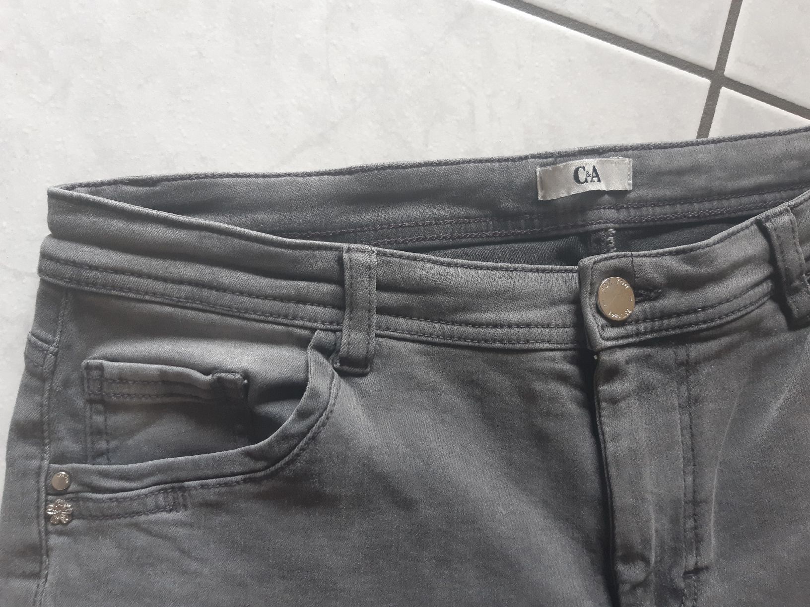 C&A Jeans: Jeans – Usato da Marly venduto da schnibu2 2