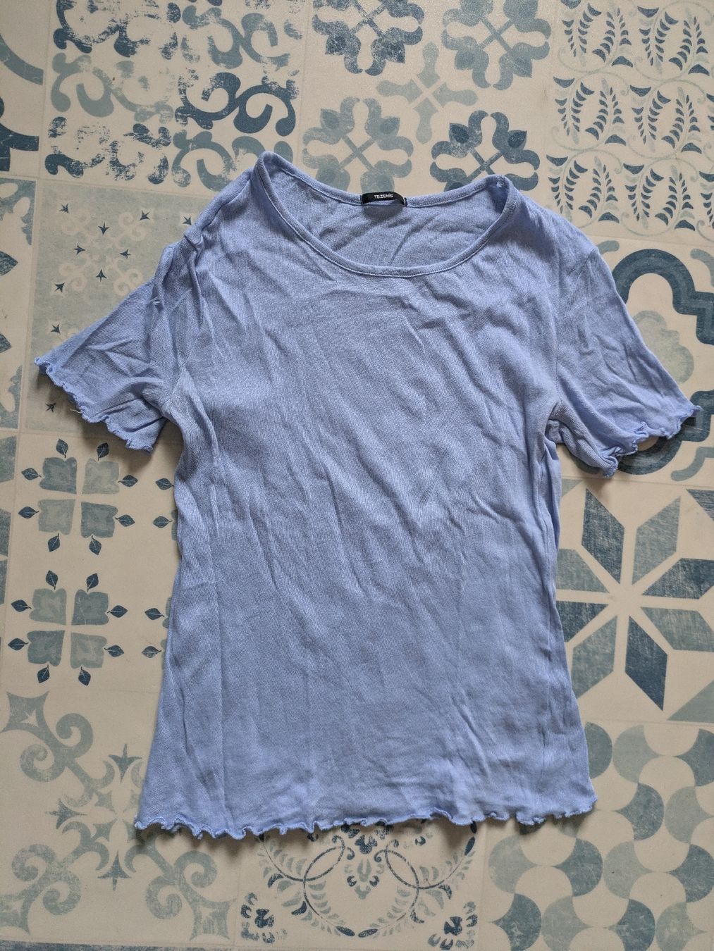 Lotti di vestiti: 7 T-Shirts – Usato da Schwyz venduto da Magdalena86 4