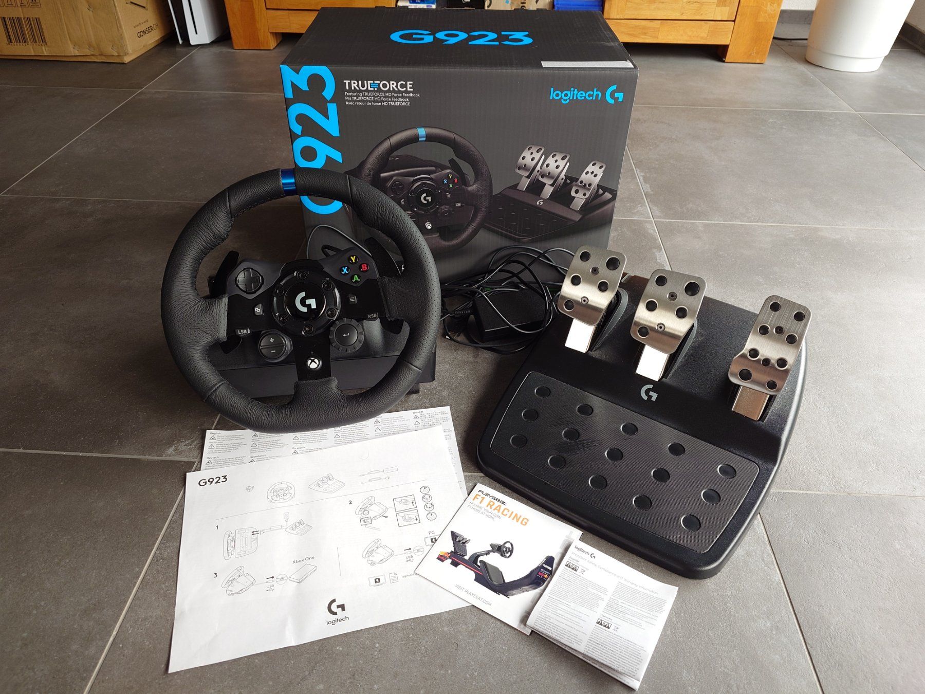 Logitech Controller: PC-Lenkrad + Pedale Logitech G923 – Usato da Bubendorf venduto da tob_w8qz