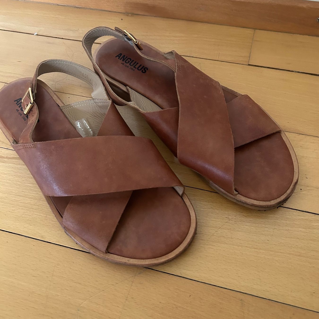 Chaussures femmes: ANGULUS Sandalen Gr. 41/ NP 160.- – D'occasion à Rorschacherberg par Svebe