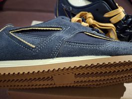 Neue Sneakers La Chapelle 40 (eher 38.5-39)