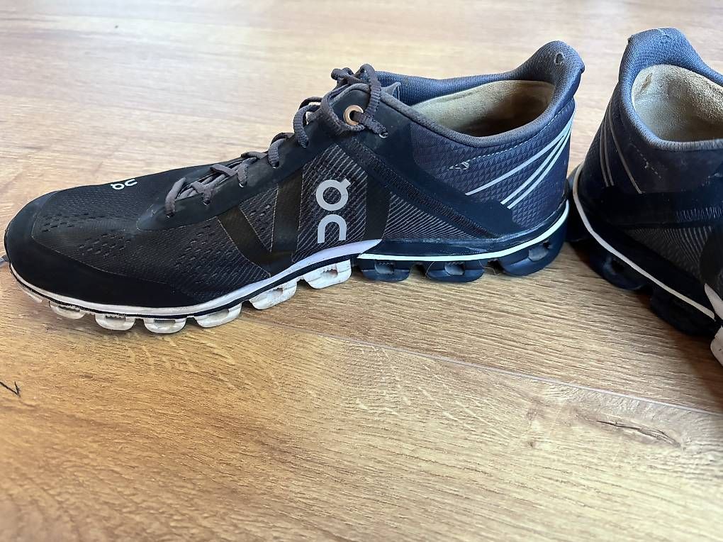 Scarpe da uomo: On Schuhe Grösse 42.5 – Usato da Rupperswil venduto da az5_x87v 2