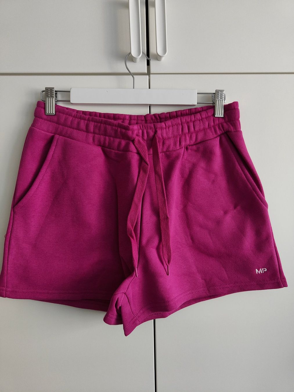 Pantaloni: Damen Shorts - Grösse M – Nuovo e nell'imballaggio originale da Rickenbach b. Wil venduto da VeryLovelyThings