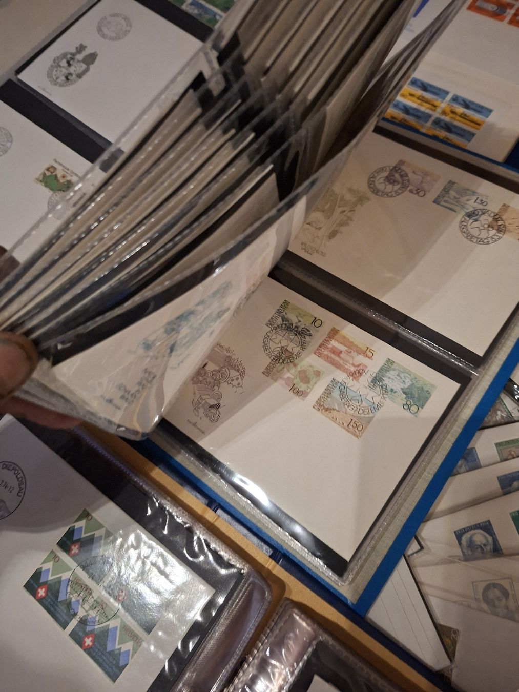 Alle Briefmarken: FDC / Briefe Diverses über 13kg  – Gebraucht aus Balgach von SIMEON27 2